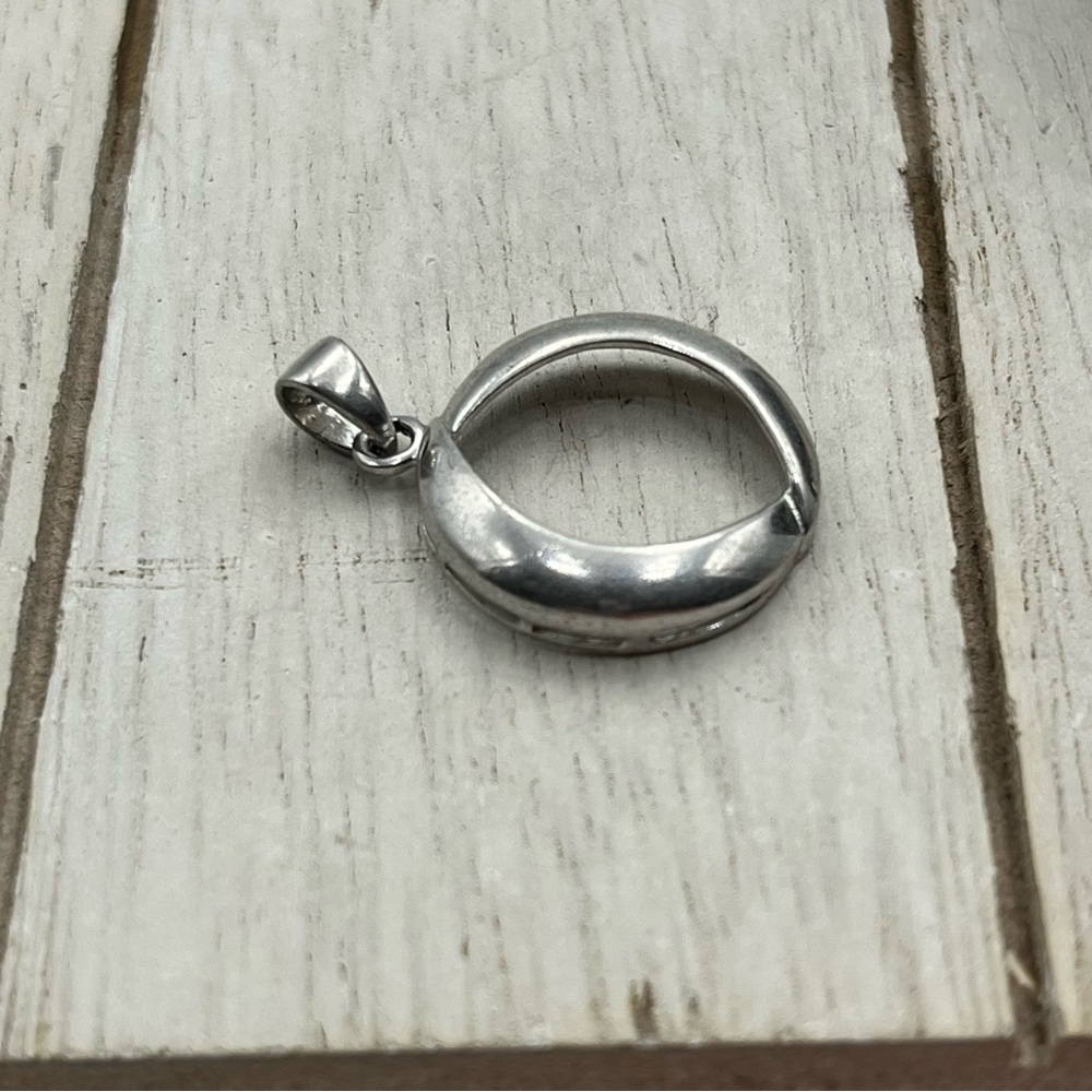 Chic Sterling Silver Abstract Circle Pendant Neck… - image 3